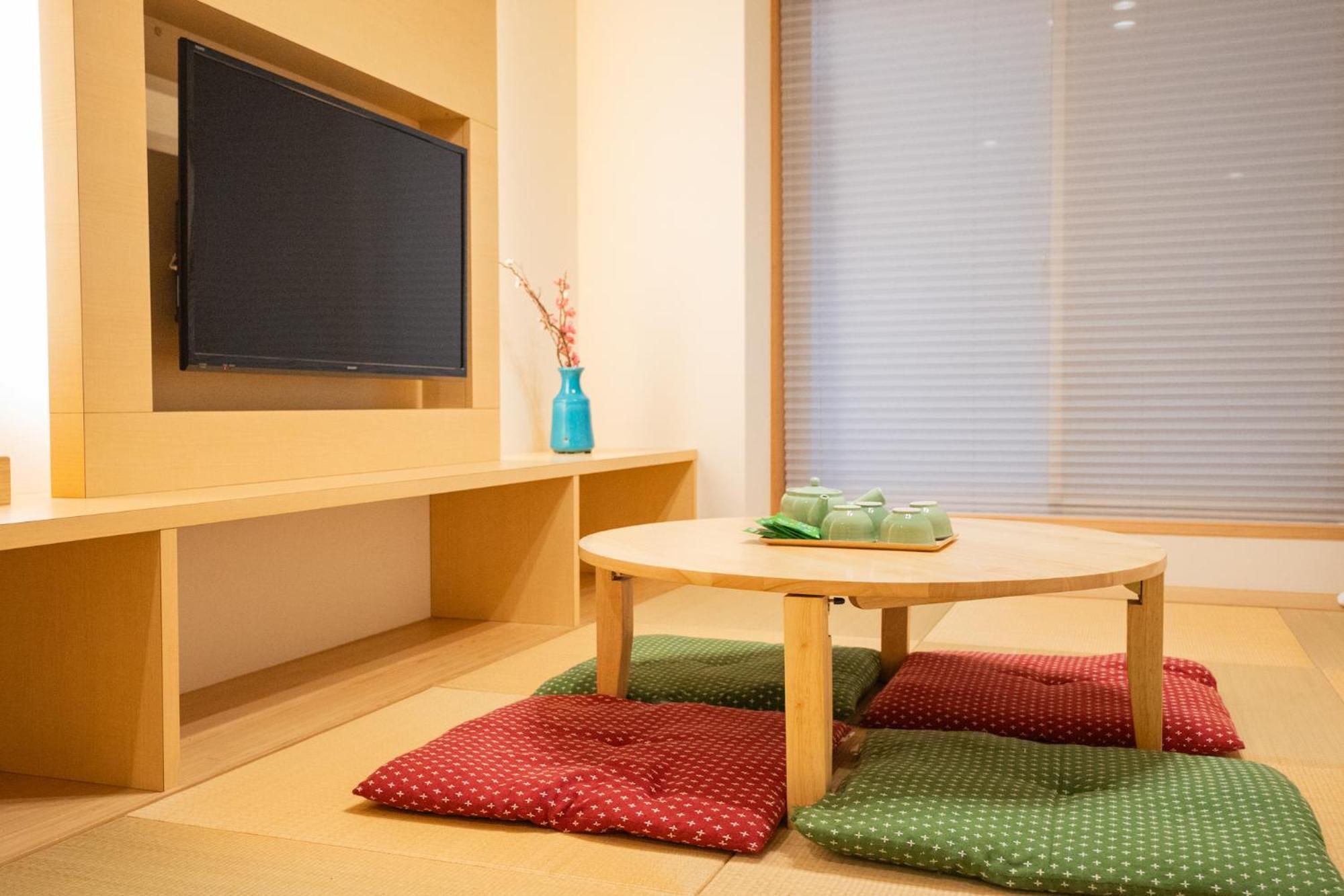 Home Inn Kujo Kawaramachi Kyōto Esterno foto